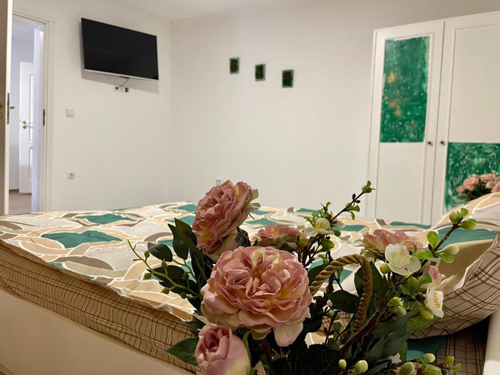 오라데아 Apartament House Sasca 아파트 외부 사진
